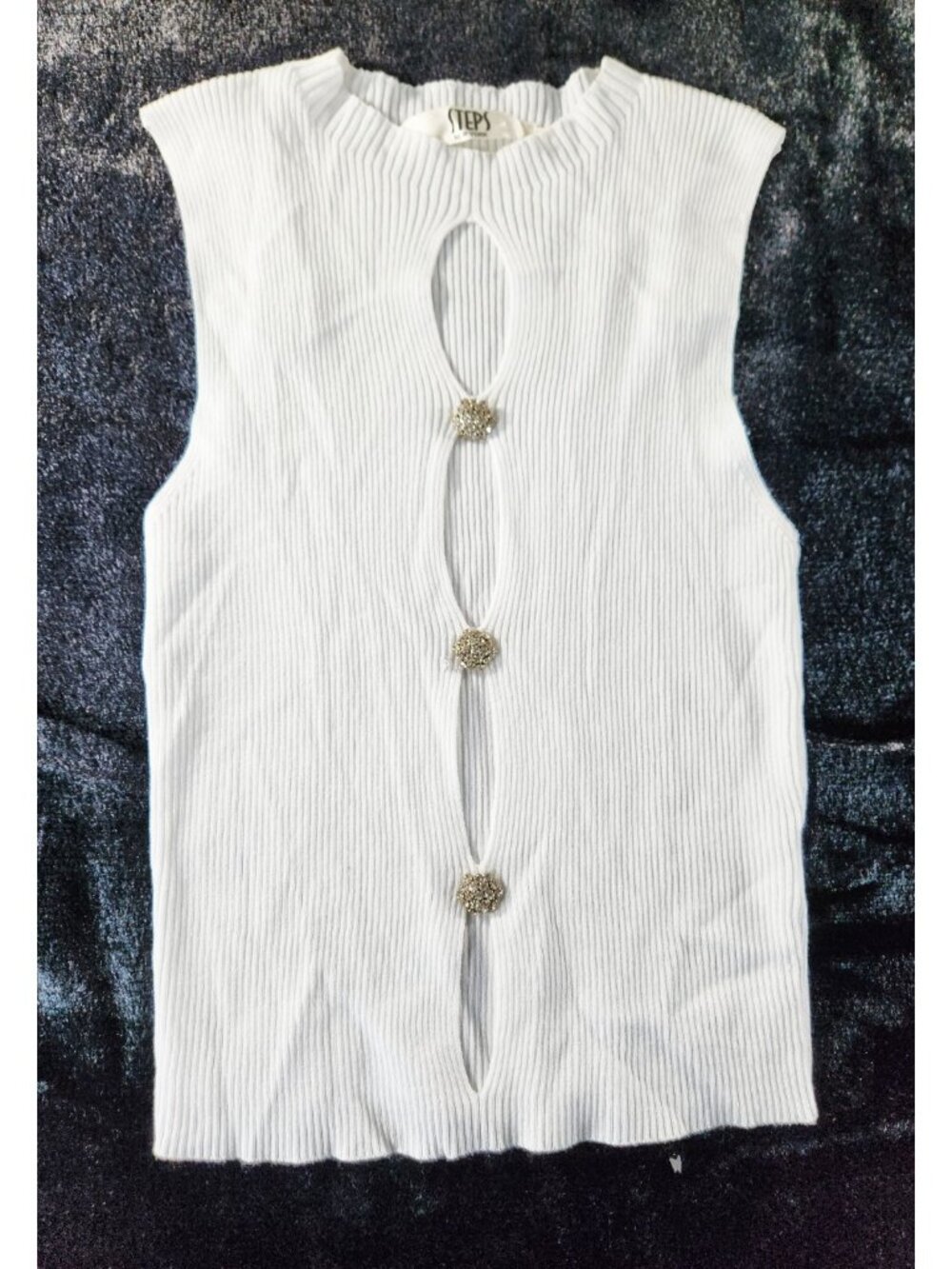Steps NY Ribbed Sleeveless Silver Glitter Button Top - White - SZ M